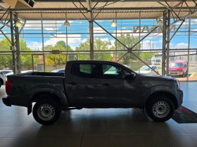 Nissan Navara 2.5D Se D Cab 4X2 At