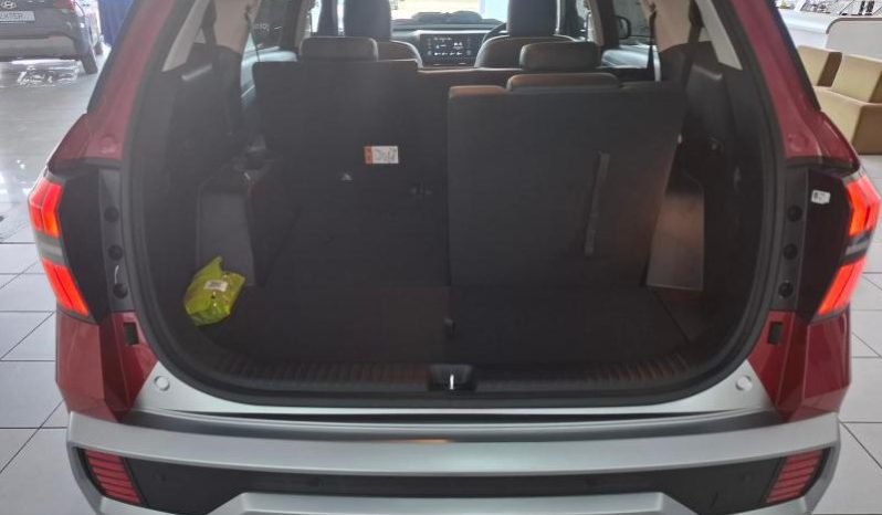 
								Hyundai Alcazar 2.0 Executive At full									