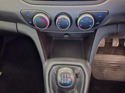 
										Hyundai Grand I10 1.2 Fluid full									