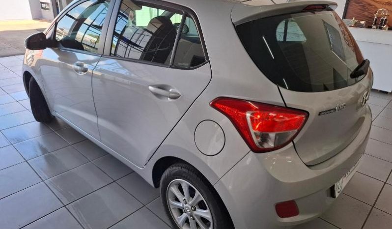 
								Hyundai Grand I10 1.2 Fluid full									