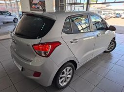 
										Hyundai Grand I10 1.2 Fluid full									