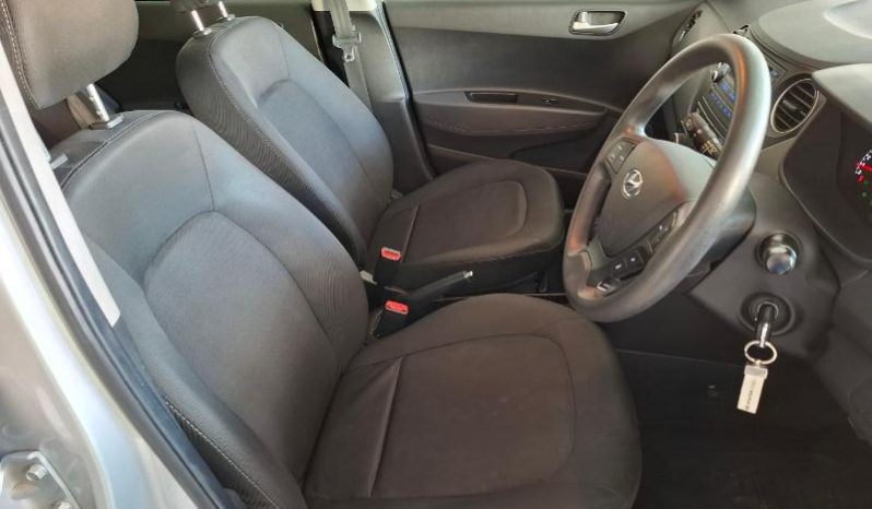 
								Hyundai Grand I10 1.2 Fluid full									