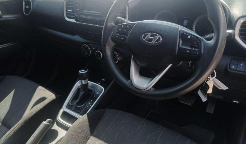 
								Hyundai Venue 1.0 Tgdi Motion Dct Infotainment full									