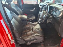
										Jeep Wrangler Unlimited 3.6 Sahara At full									