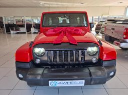 
										Jeep Wrangler Unlimited 3.6 Sahara At full									