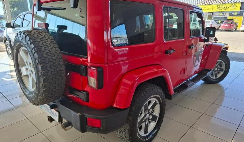 
								Jeep Wrangler Unlimited 3.6 Sahara At full									