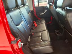 
										Jeep Wrangler Unlimited 3.6 Sahara At full									