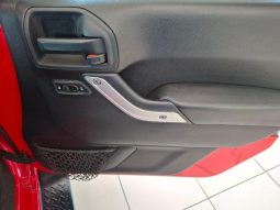 
										Jeep Wrangler Unlimited 3.6 Sahara At full									
