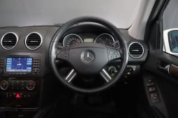 
										Mercedes Benz Ml Ml 320cdi 7G-Tronic full									