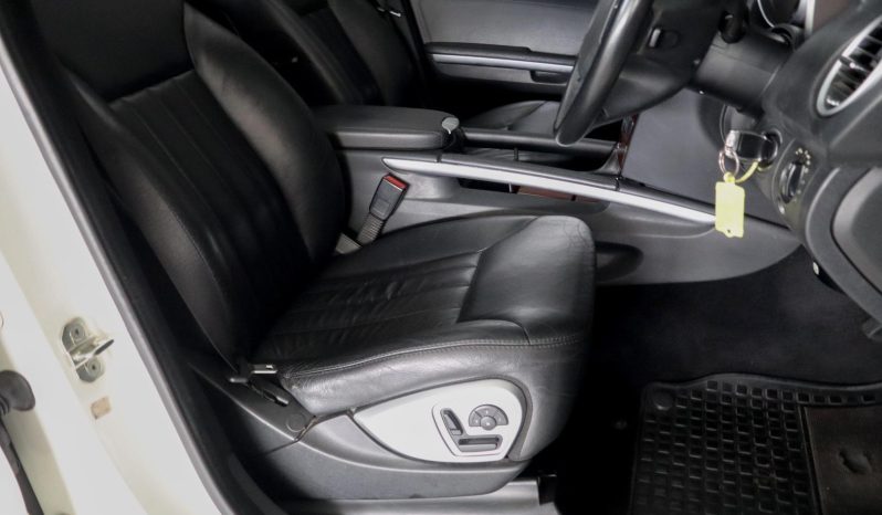 
								Mercedes Benz Ml Ml 320cdi 7G-Tronic full									