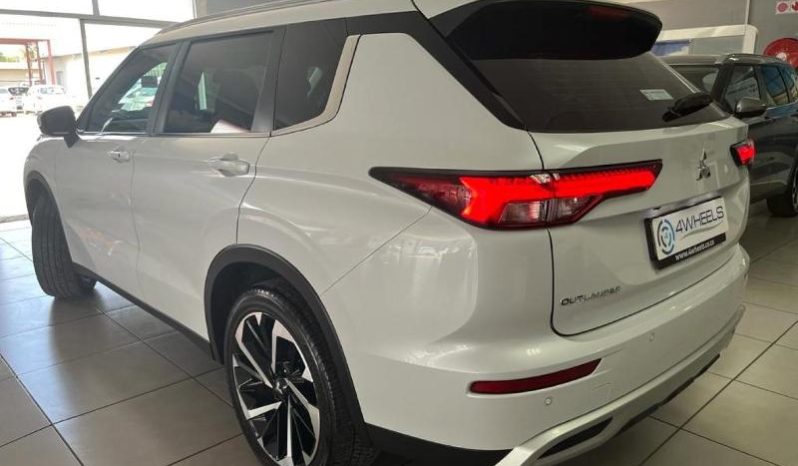 
								Mitsubishi Outlander 2.5 Gls Cvt full									