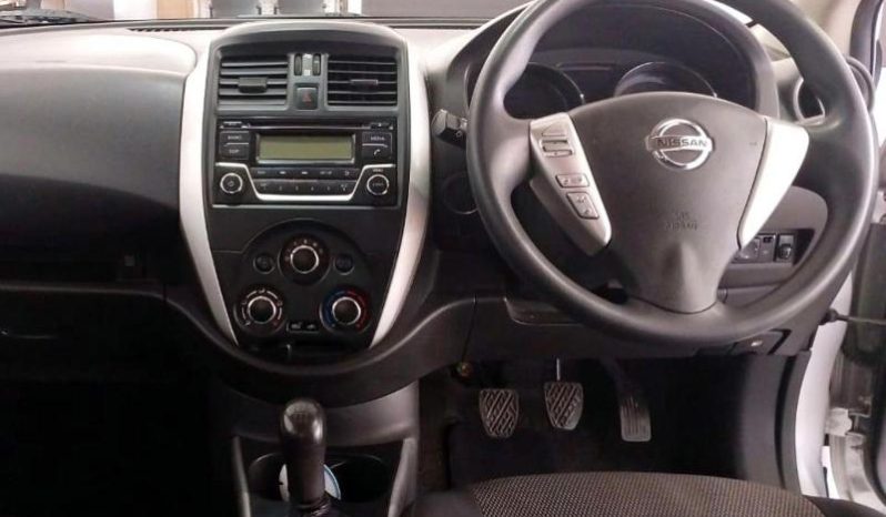
								Nissan Almera 1.5 Acenta full									