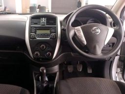 
										Nissan Almera 1.5 Acenta full									