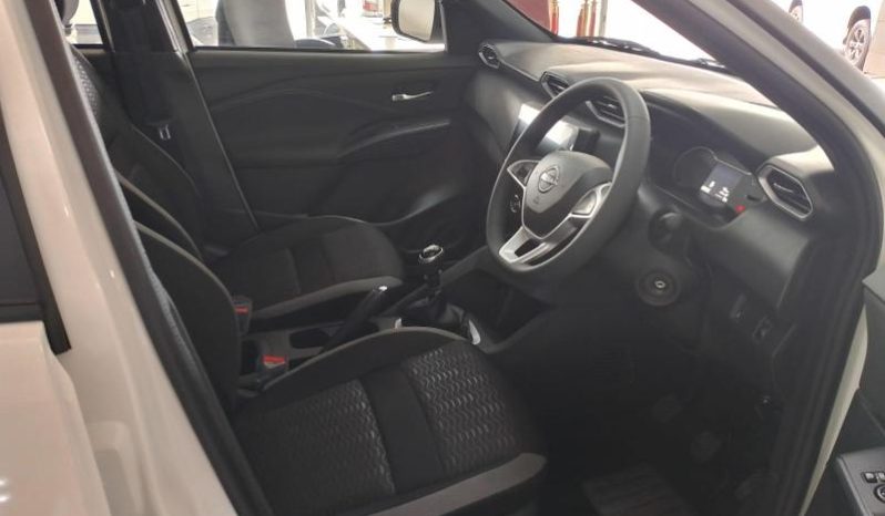 
								Nissan Magnite 1.0 Visia full									