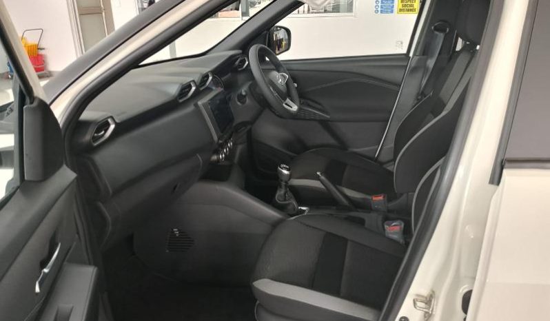 
								Nissan Magnite 1.0 Visia full									