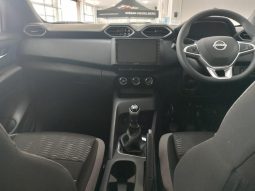 
										Nissan Magnite 1.0 Visia full									