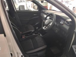 
										Nissan Magnite 1.0 Visia full									