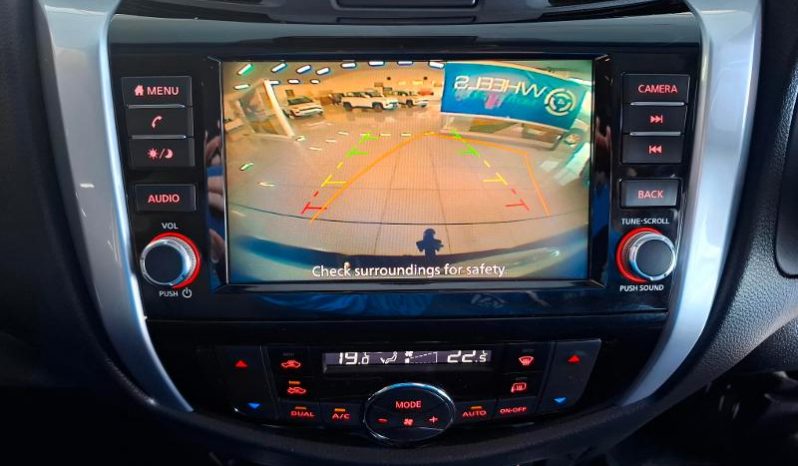 
								Nissan Navara 2.5D Le 4X2 D Cab At full									