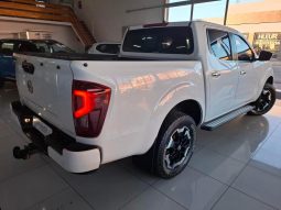 
										Nissan Navara 2.5D Le 4X2 D Cab At full									