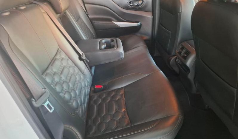 
								Nissan Navara 2.5D Le 4X2 D Cab At full									