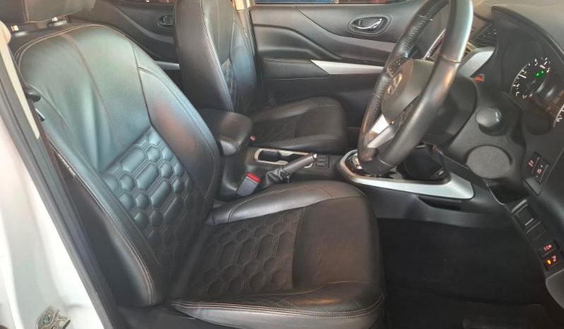 
								Nissan Navara 2.5D Le 4X2 D Cab At full									