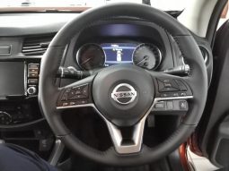 
										Nissan Navara 2.5D Le Plus D Cab 4X2 At full									