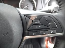 
										Nissan Navara 2.5D Le Plus D Cab 4X2 At full									