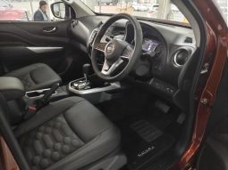 
										Nissan Navara 2.5D Le Plus D Cab 4X2 At full									