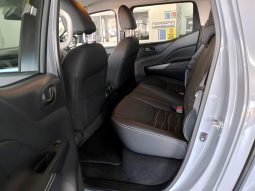 
										Nissan Navara 2.5D Pro-4X Warrior D Cab 4X4 At full									
