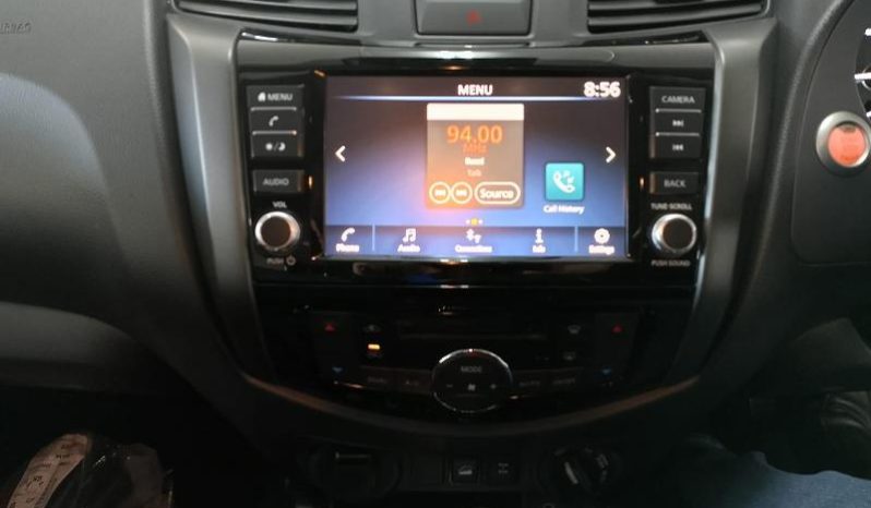 
								Nissan Navara 2.5D Pro-4X Warrior D Cab 4X4 At full									