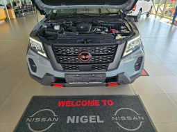 
										Nissan Navara 2.5D Pro-4X Warrior D Cab 4X4 At full									