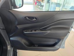 
										Nissan Navara 2.5D Pro-4X Warrior D Cab 4X4 At full									