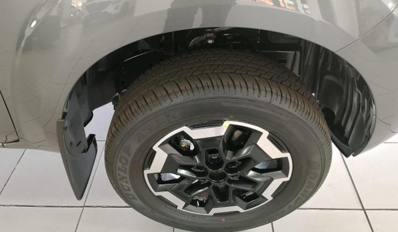 
								Nissan Navara 2.5D Se D Cab 4X4 full									