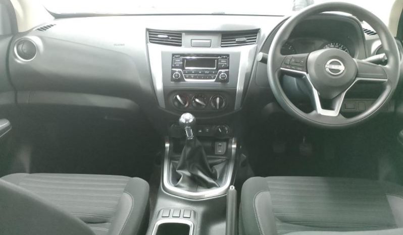 
								Nissan Navara 2.5D Se D Cab 4X4 full									