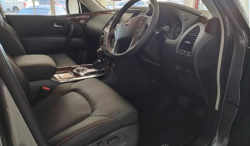 
								Nissan Patrol 5.6 V8 Le Premium full									