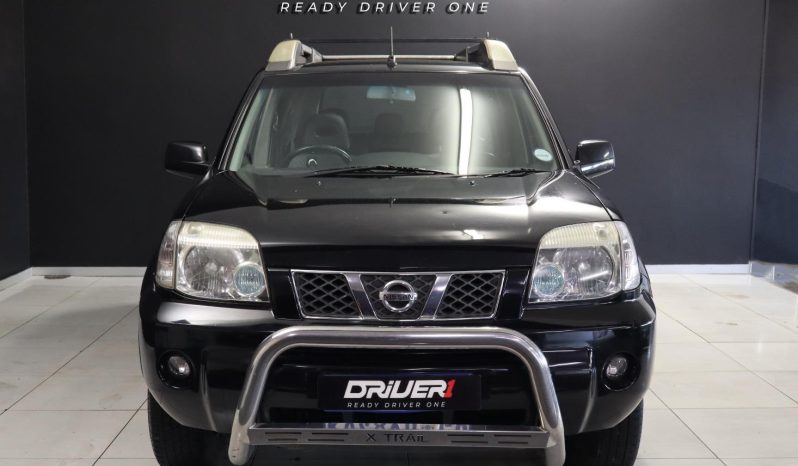 
								Nissan X-Trail 2.5 4X4 Se Cvt full									