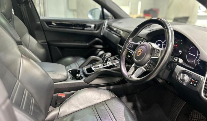 
								Porsche Cayenne Coupe Cayenne full									