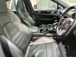 
										Porsche Cayenne Coupe Cayenne full									