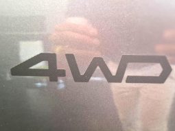 
										Renault Duster 1.2T Zen Mhev 4wd full									