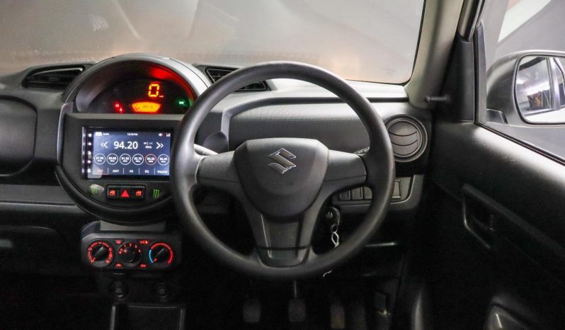 
								Suzuki S-Presso 1.0 GL 5MT full									