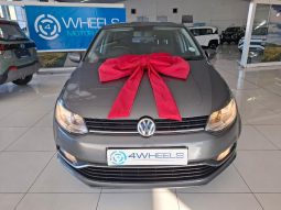 
										Volkswagen Polo 1.2 Tsi Comfortline full									