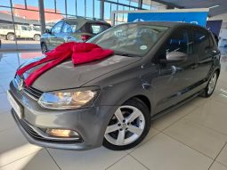
										Volkswagen Polo 1.2 Tsi Comfortline full									