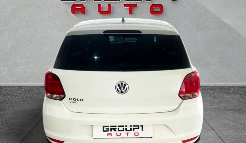 
								Volkswagen Polo Vivo Hatch 1.6 Comfortline Tiptronic full									