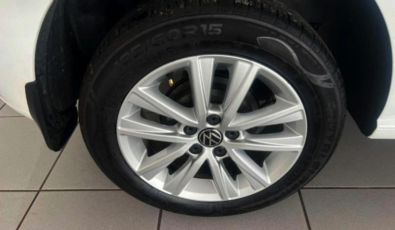 
								Volkswagen Polo Vivo Hatch 1.6 Comfortline Tiptronic full									