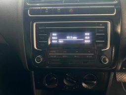 
										Volkswagen Polo Vivo Hatch 1.6 Comfortline Tiptronic full									