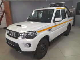 Mahindra Pik Up 2.2 Mhawk D Cab 4X4 S6 Mining Spec