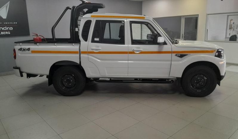 
								Mahindra Pik Up 2.2 Mhawk D Cab 4X4 S6 Mining Spec full									