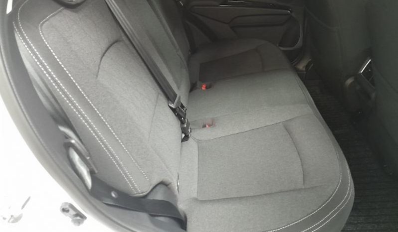
								Mahindra XUV 3X0 1.2 AX5 MT full									