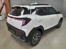 
										Mahindra XUV 3X0 1.2 AX5 MT full									