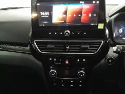 
										Mahindra XUV 3X0 1.2 AX5 MT full									